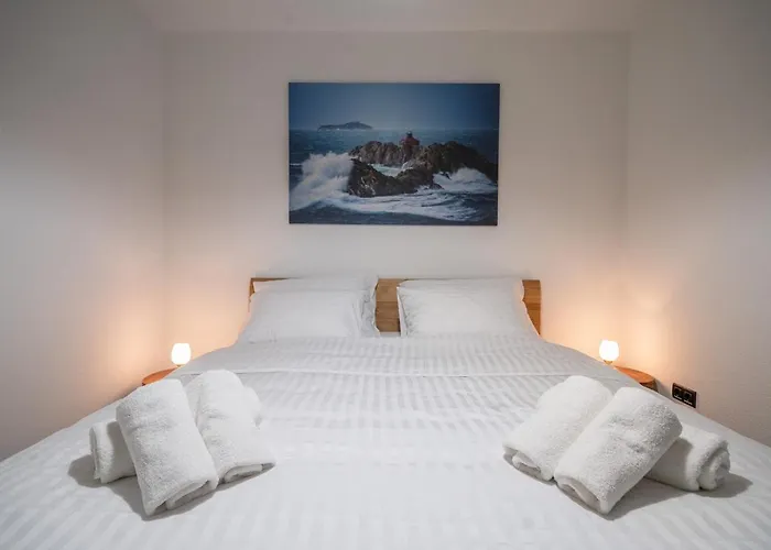 Nomad Luxury * Vodice