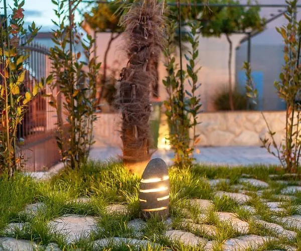 Nomad Luxury Vila Vodice